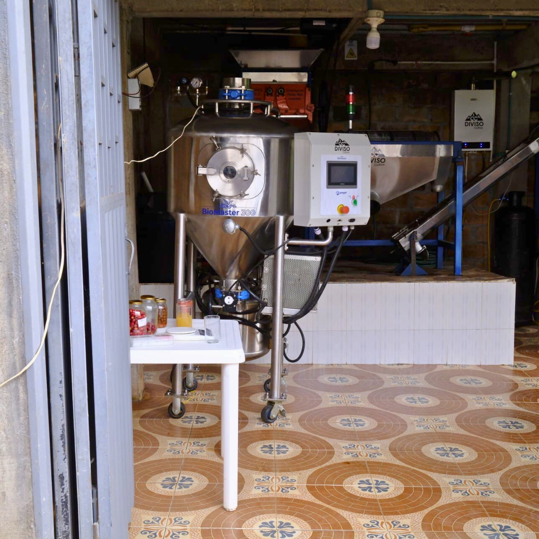 BOURBON AJI (CUP OF EXCELLENCE)  by Nestor Lasso