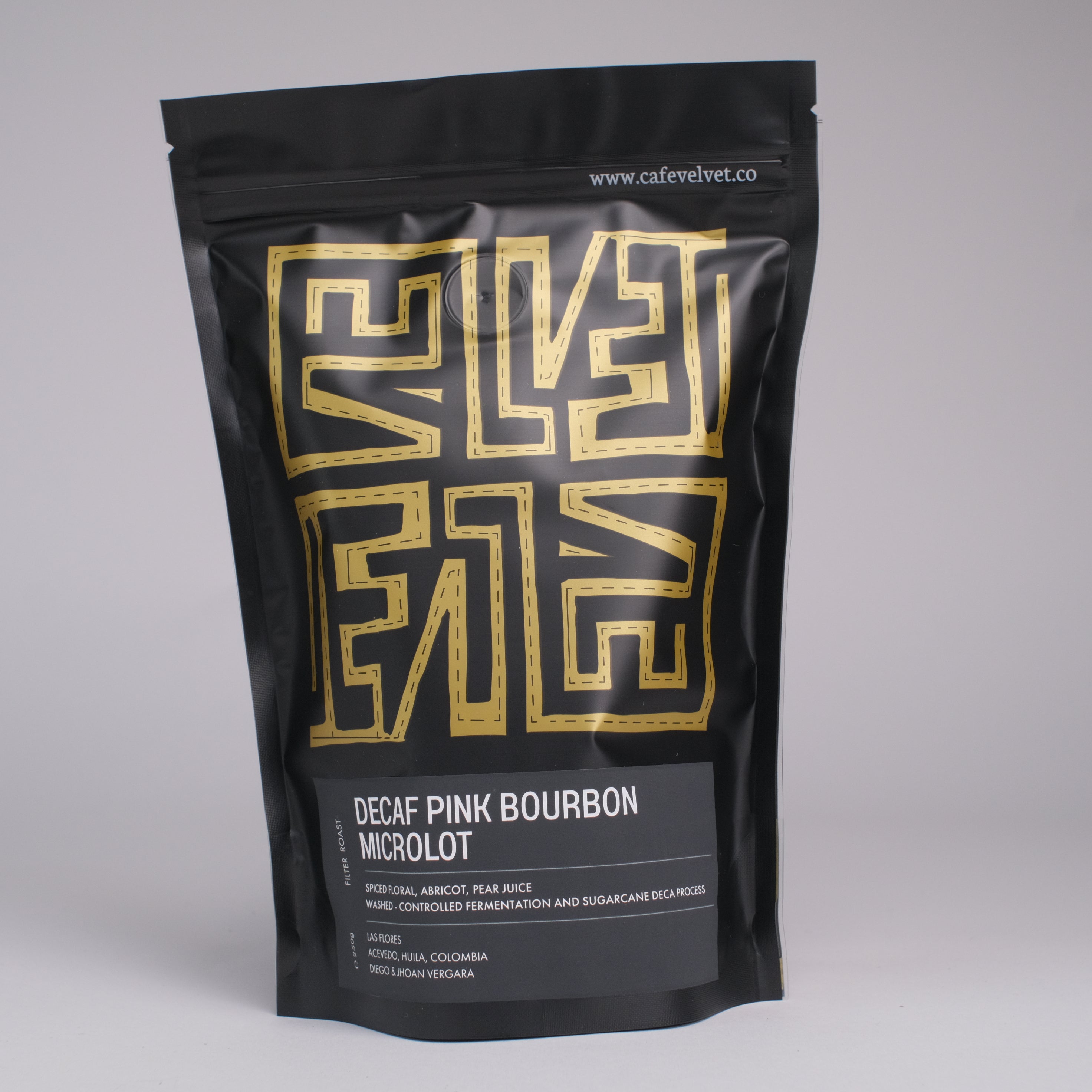 COLOMBIA - DECAF PINK BOURBON MICROLOT BY DIEGO & JHOAN VERGARA